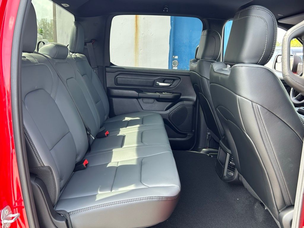 2025 Ram 1500 Tradesman photo 22