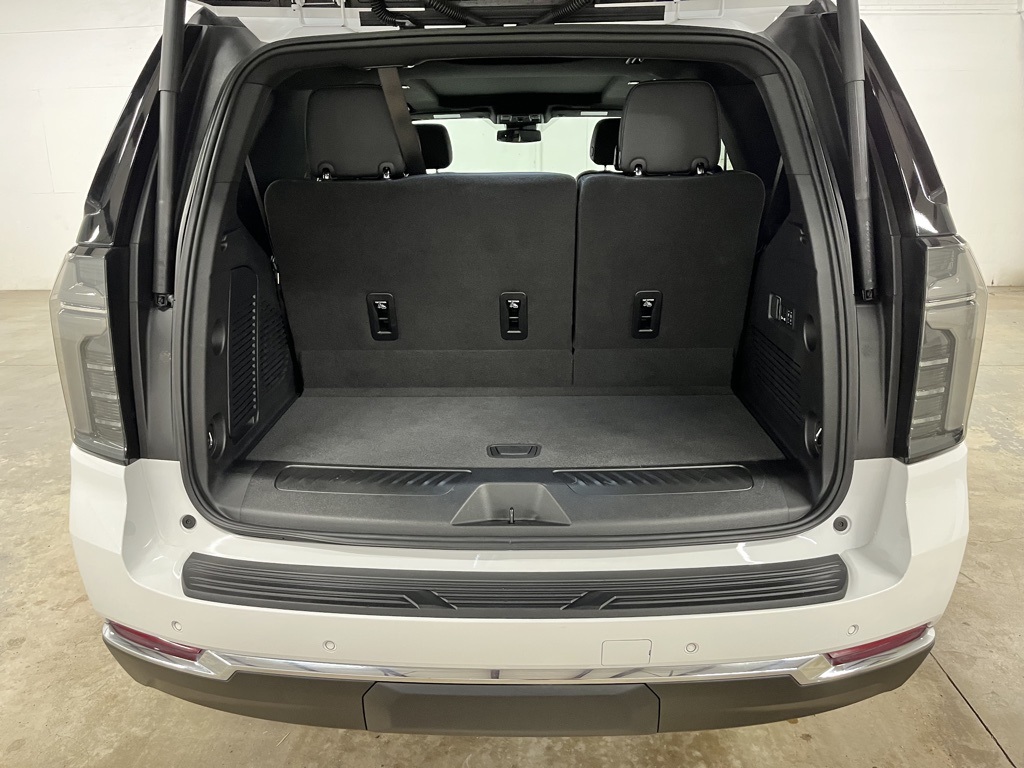 2025 Chevrolet Tahoe LT photo 20