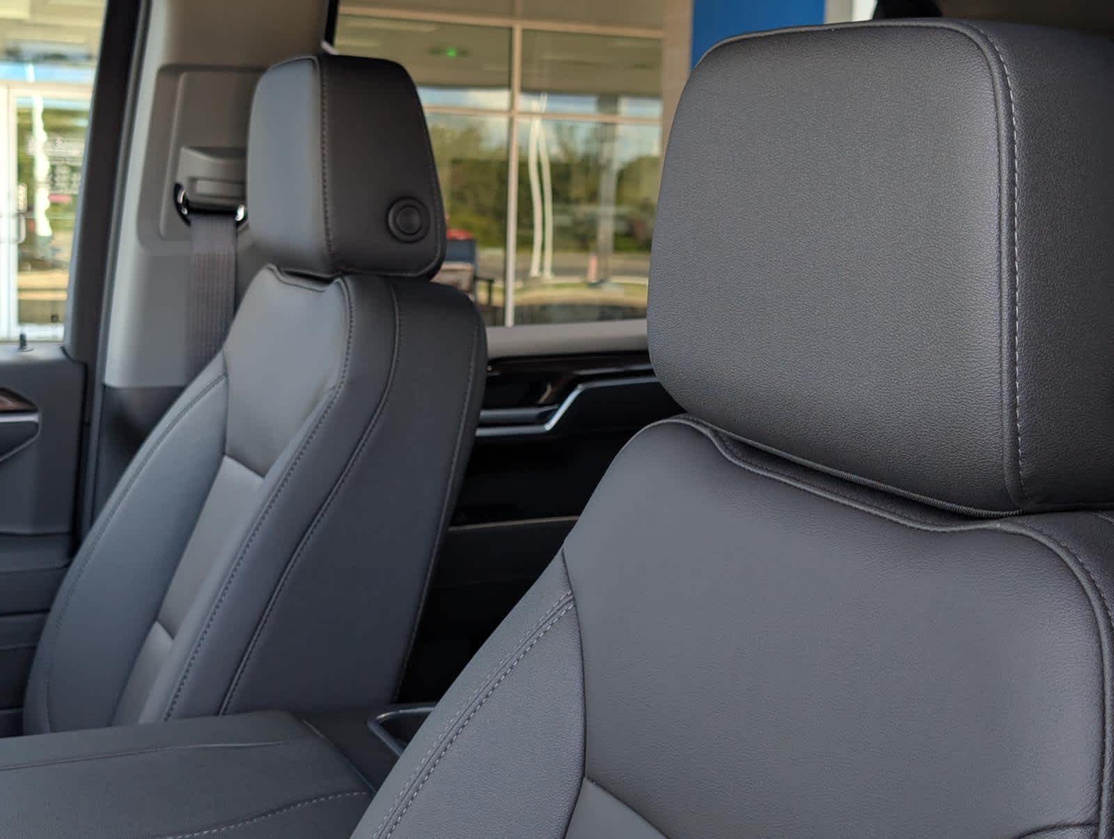 2026 Chevrolet Silverado 1500 LT photo 8