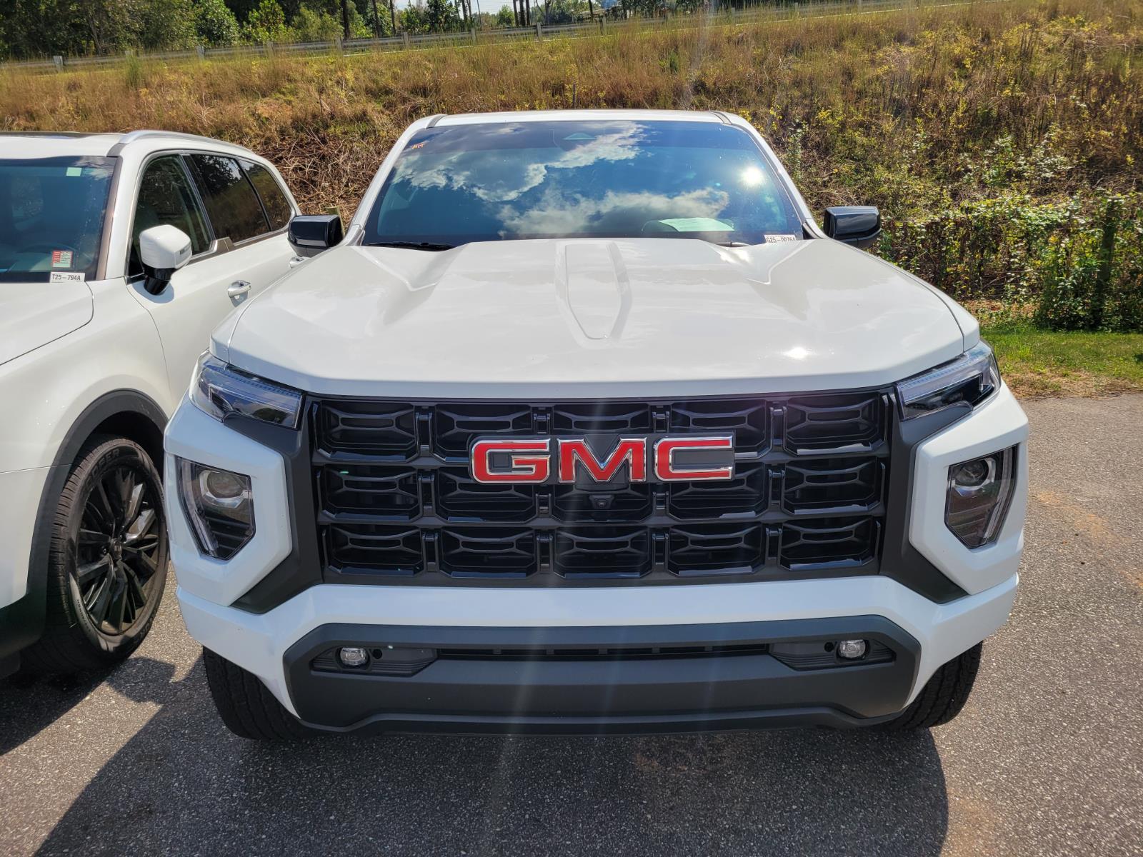 2025 Gmc Canyon Elevation photo 2