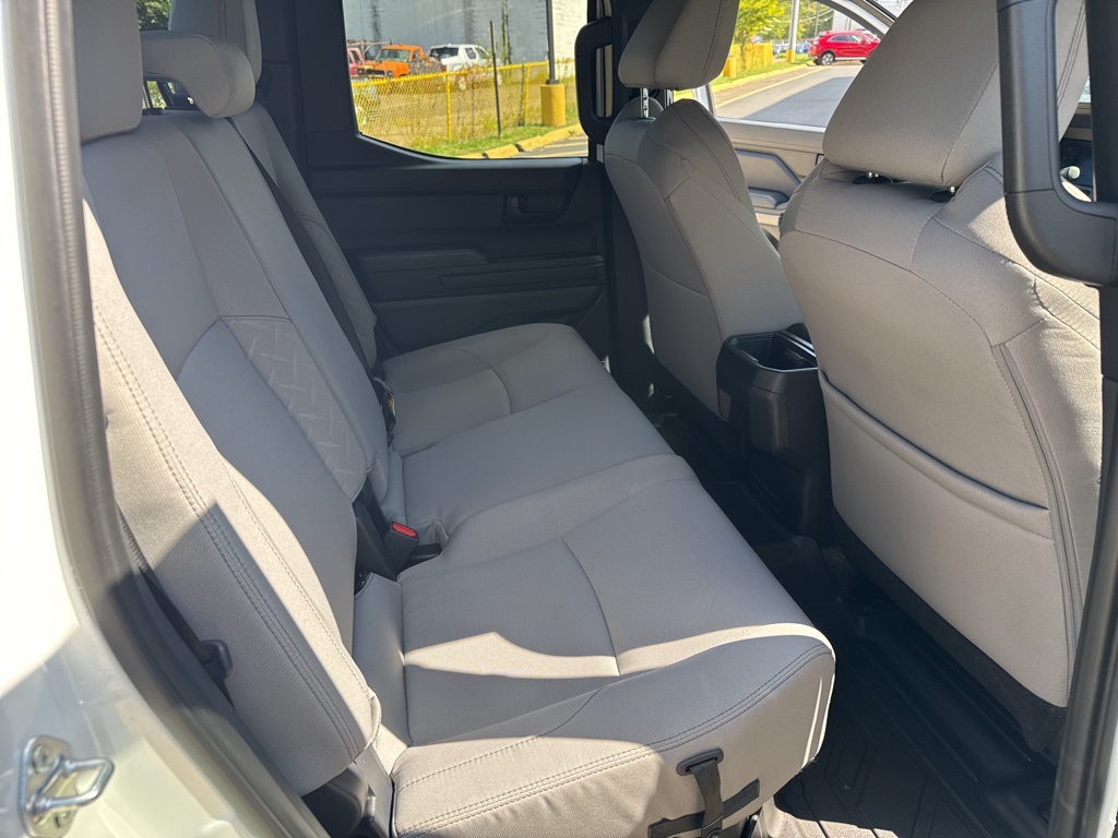 2024 Toyota Tacoma SR5 photo 26