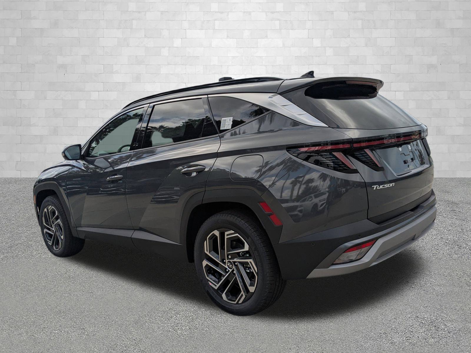 2025 Hyundai Tucson Limited photo 4