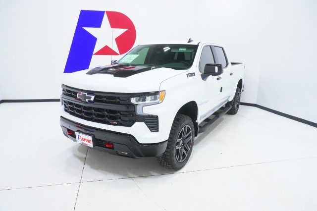 2026 Chevrolet Silverado LT's photo
