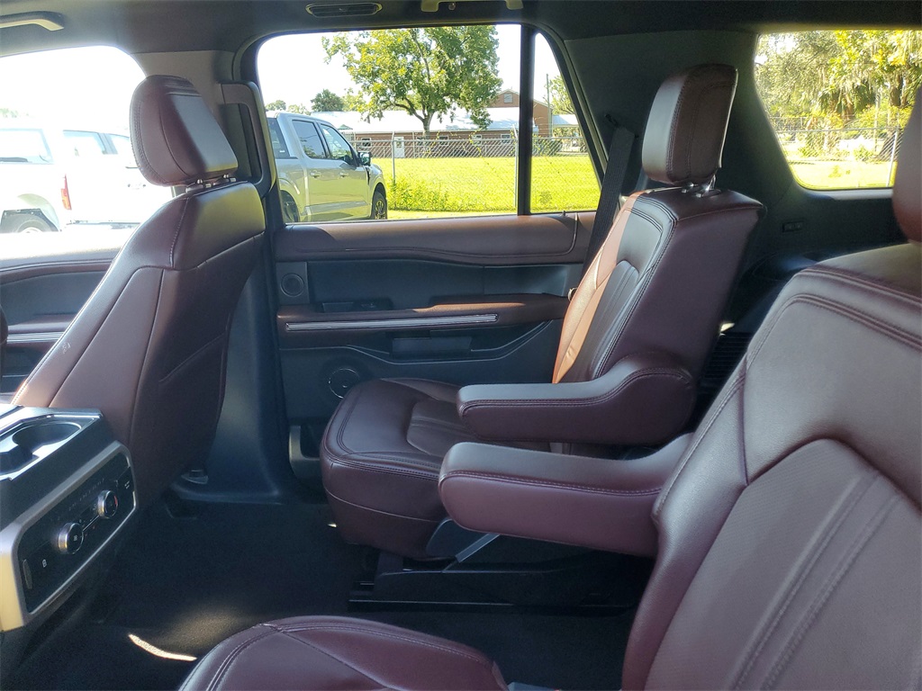 2024 Ford Expedition Limited photo 31