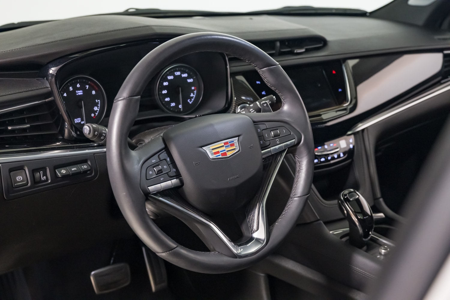 2024 Cadillac XT6 Sport photo 16