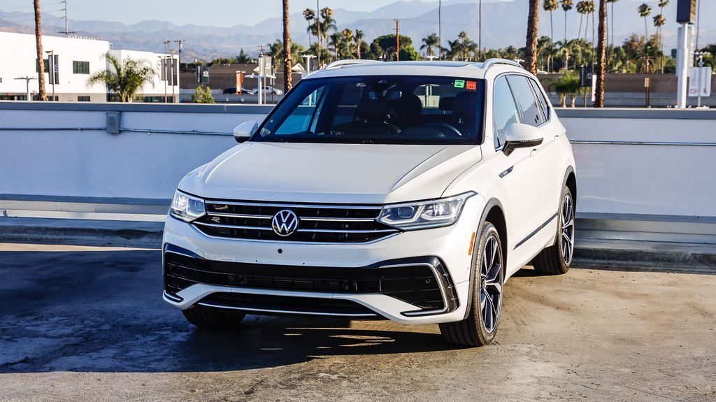 2022 Volkswagen Tiguan SEL Premium R-Line photo 4