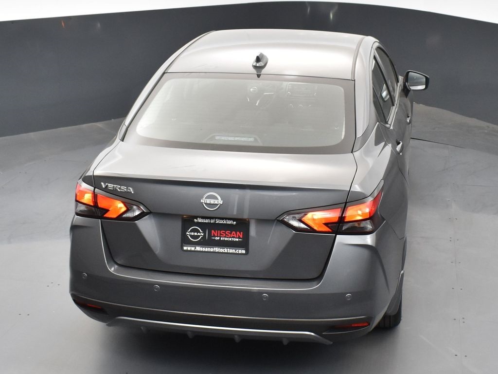 2025 Nissan Versa 1.6 SV photo 47