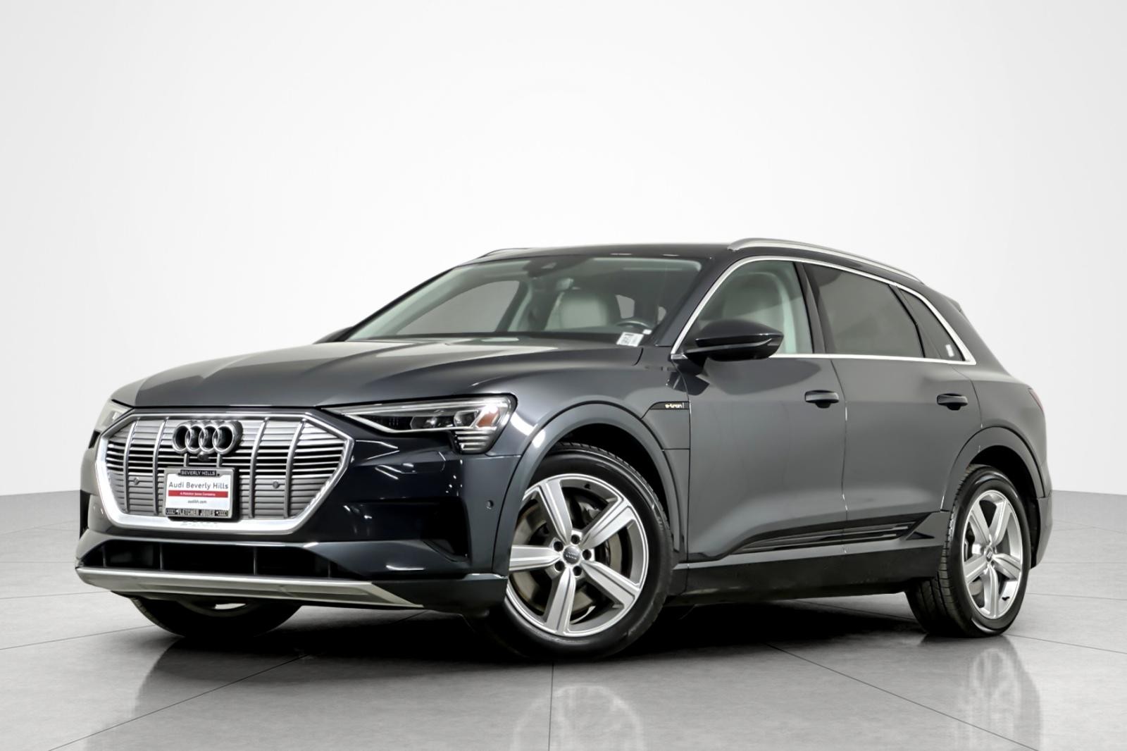 2019 Audi e-tron Premium Plus
