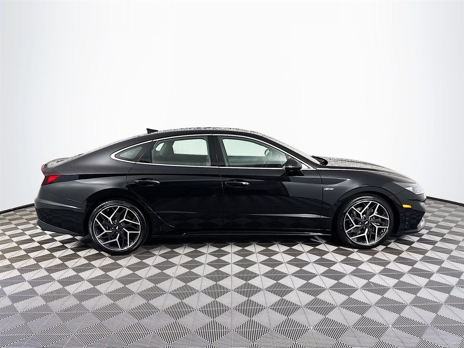 2023 Hyundai Sonata N Line photo 4