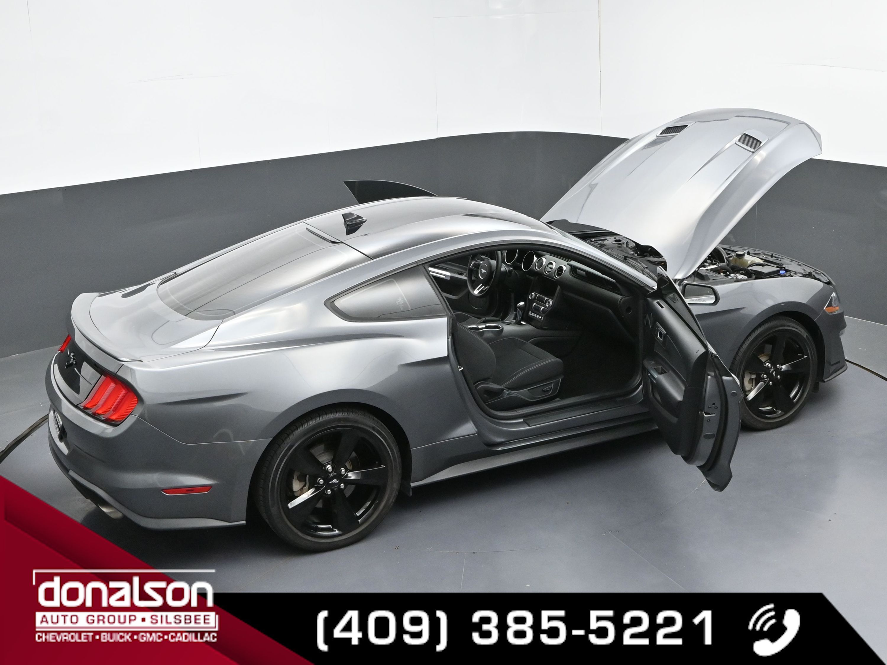 2023 Ford Mustang EcoBoost photo 25