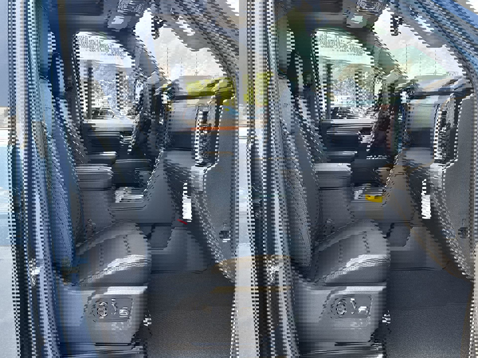 2025 Gmc Sierra 2500 HD Denali photo 28