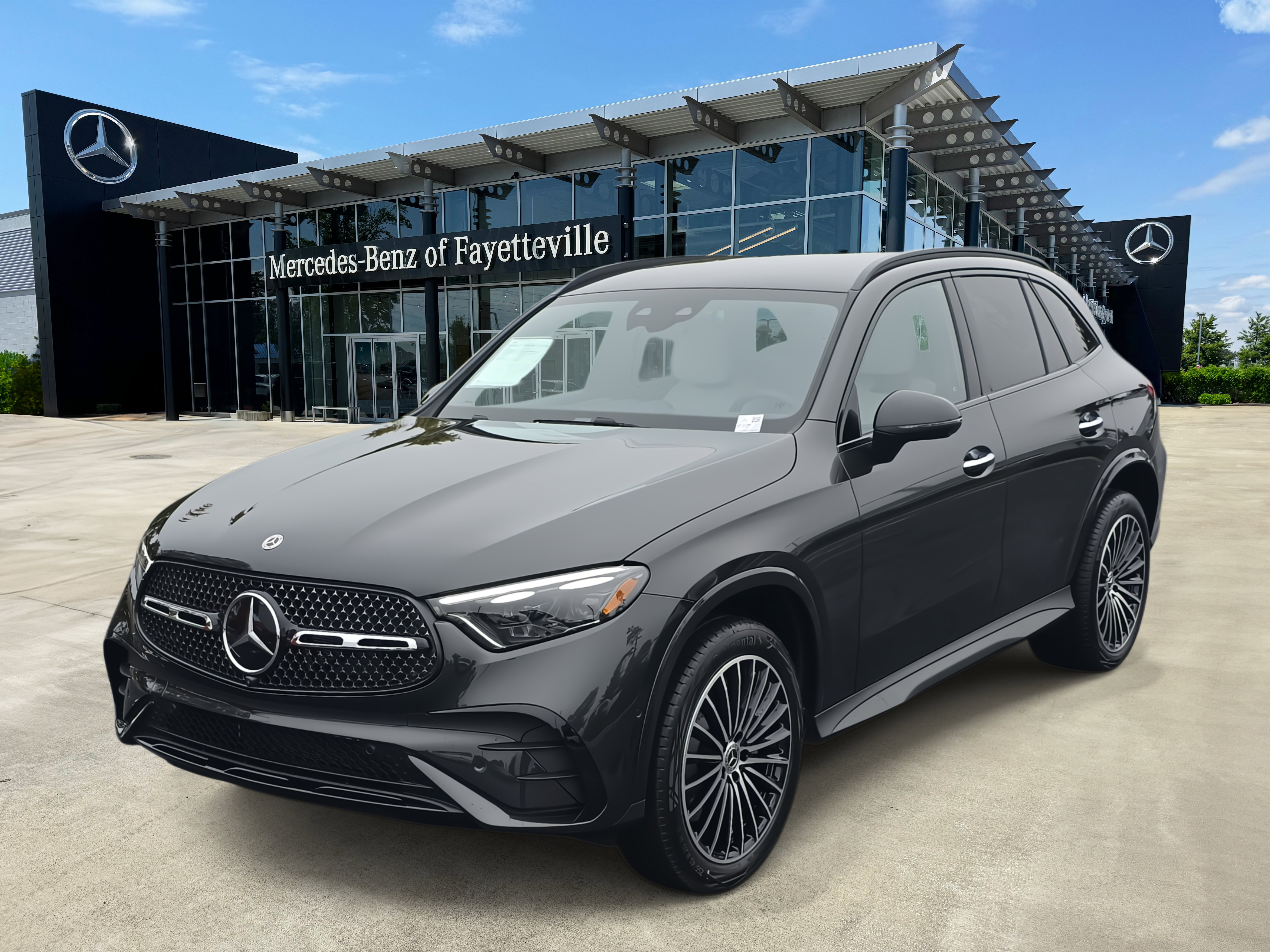 2026 Mercedes-Benz GLC Base's photo