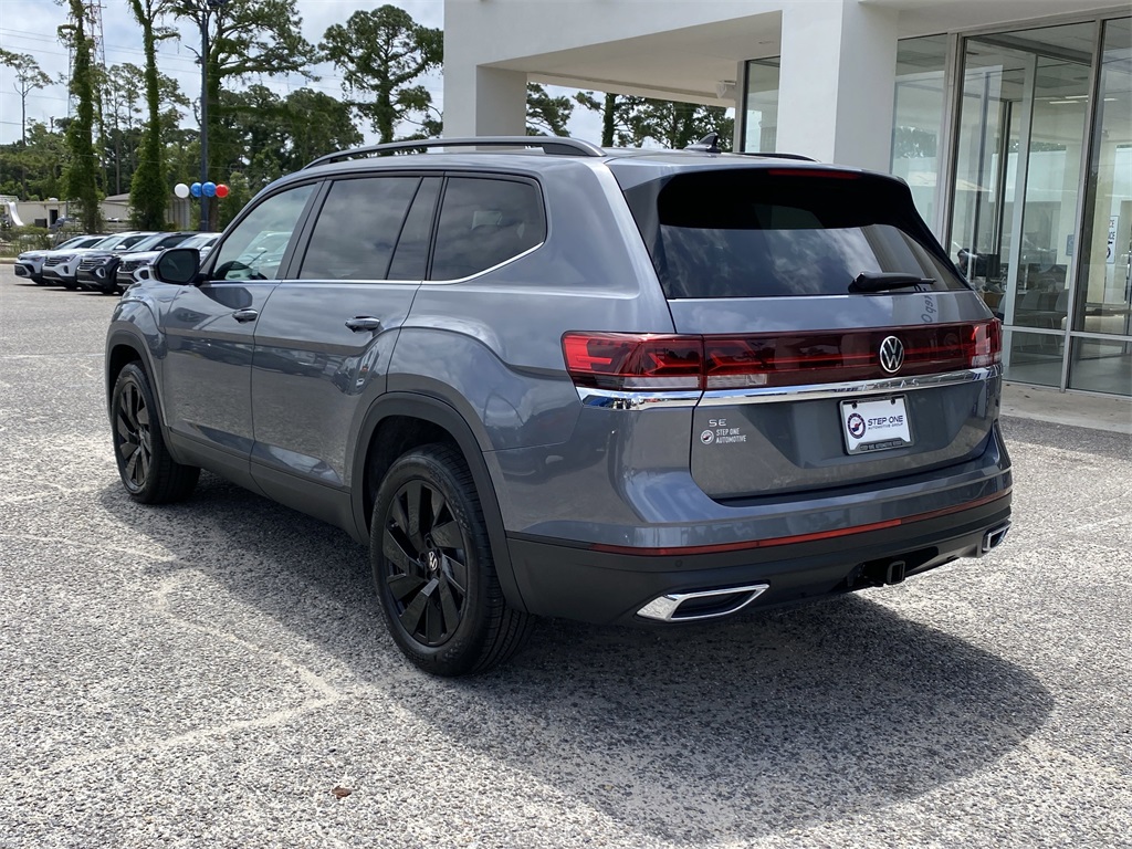 2025 Volkswagen Atlas SE Technology photo 5