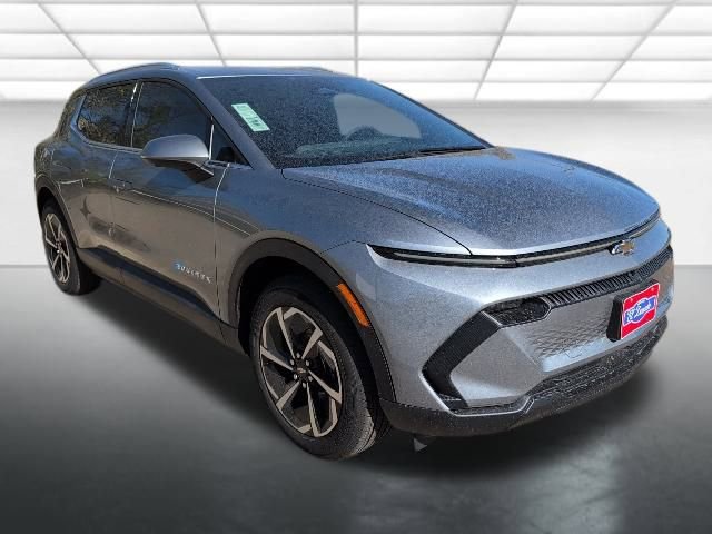 2026 Chevrolet Equinox EV 2LT's photo
