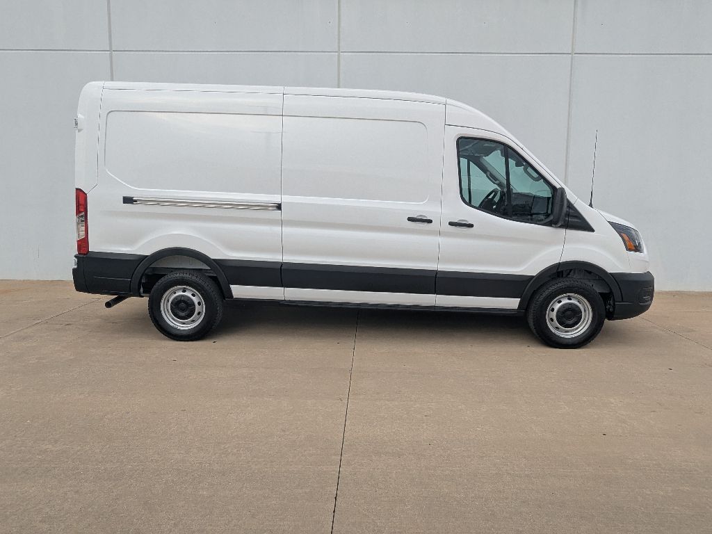 2026 Ford Transit Cargo Van photo 4