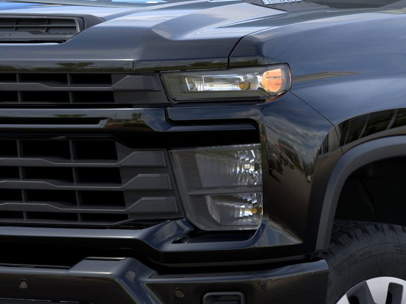 2025 Chevrolet Silverado 2500HD Custom photo 4