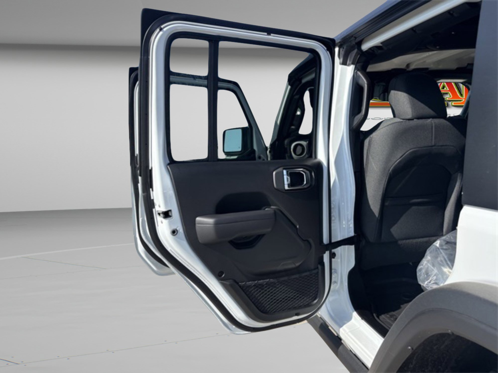 2025 Jeep Wrangler Willys photo 21