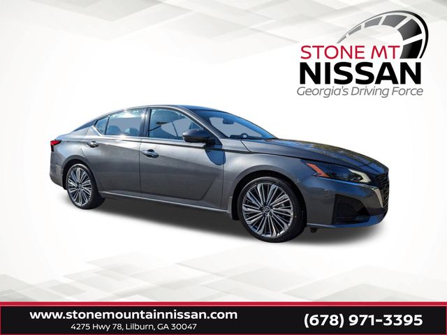 2025 Nissan Altima SL's photo