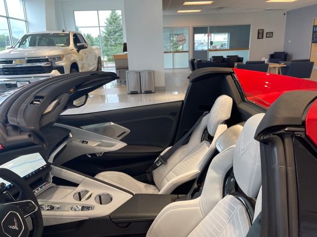 2026 Chevrolet Corvette Stingray 2LT photo 17