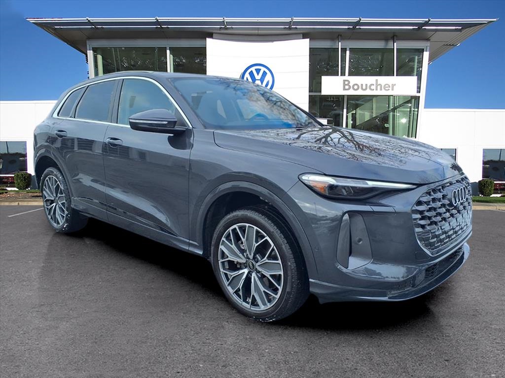 2025 Audi New Q5 Premium Plus's photo