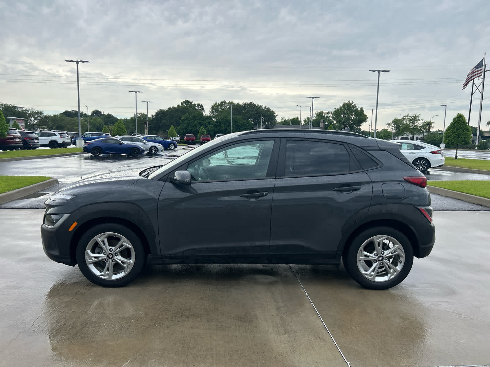 2023 Hyundai Kona SEL photo 3