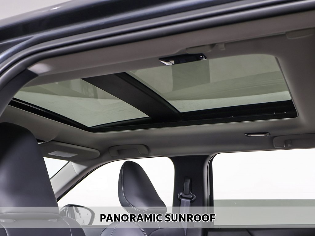 2025 Mitsubishi Outlander SE photo 4