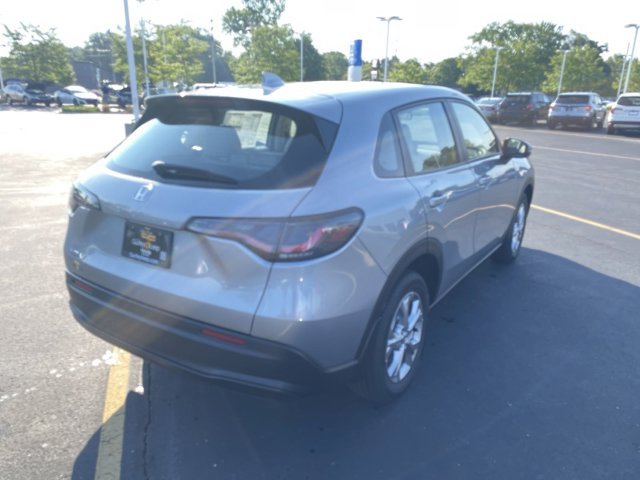2025 Honda HR-V LX photo 6