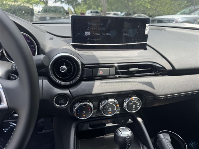 2025 Mazda MX-5 Miata Miata Grand Touring photo 3