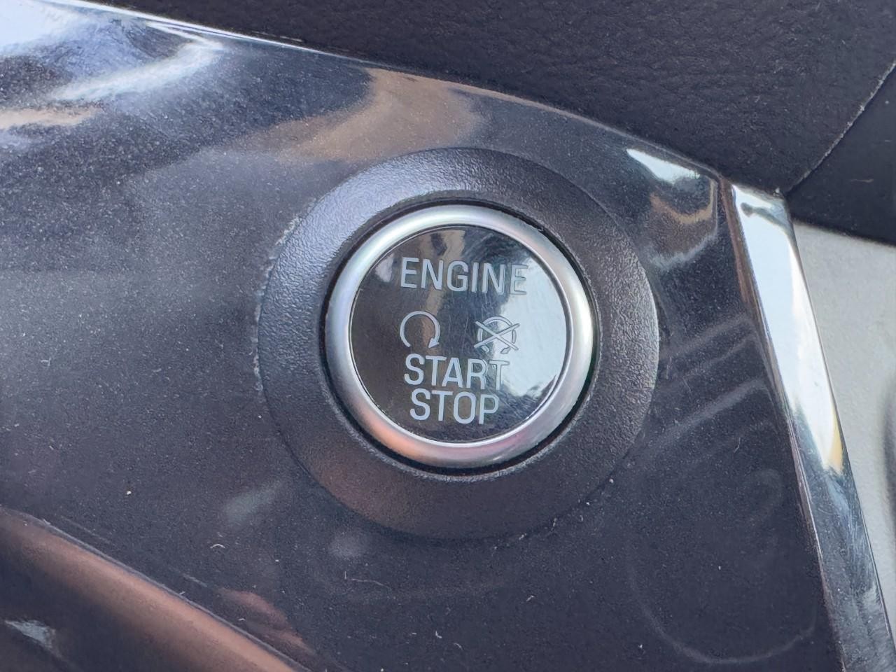 2019 Ford Escape Titanium photo 22