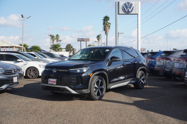 2026 Volkswagen Tiguan SE's photo