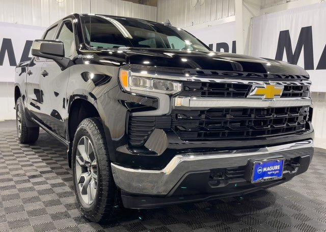 2026 Chevrolet Silverado 1500 LT photo 4