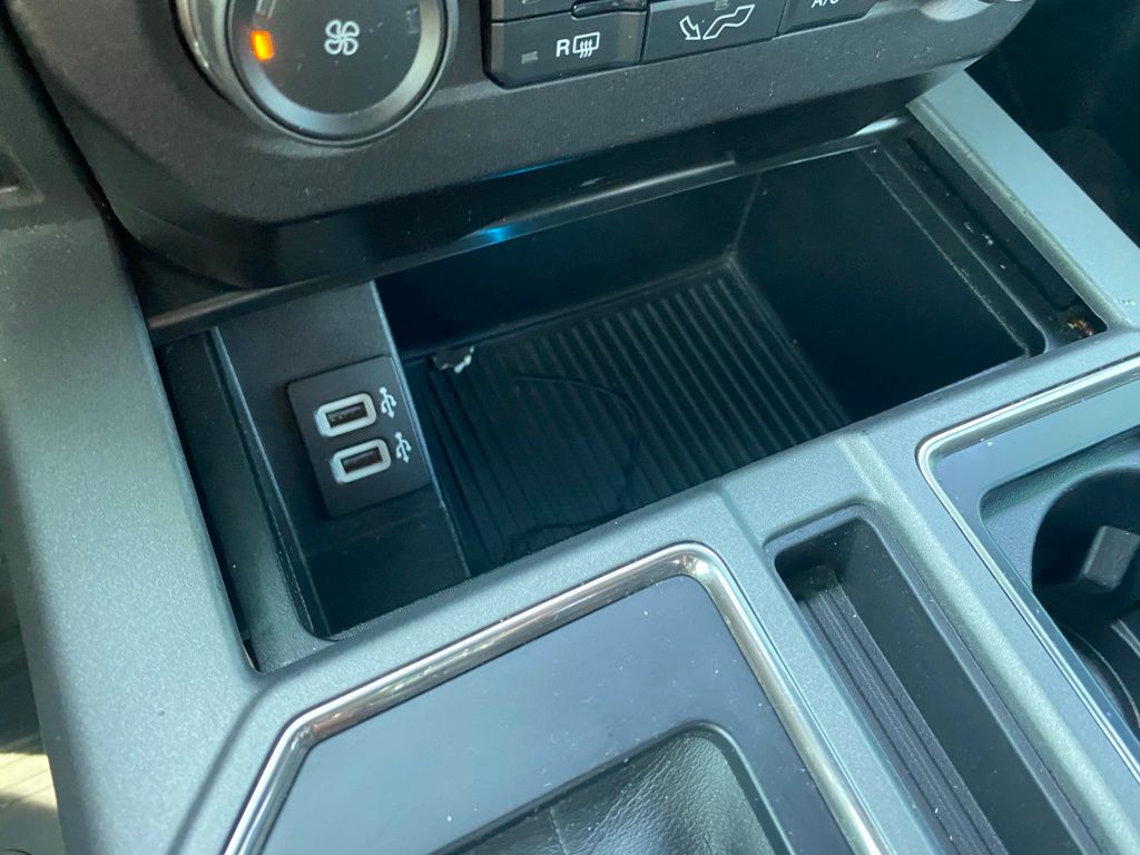 2020 Ford F-150 Raptor photo 14