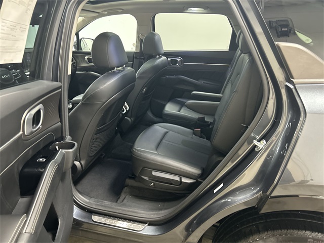 2022 Kia Sorento SX photo 15