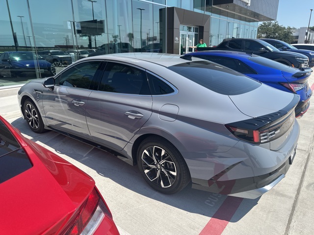 2024 Hyundai Sonata SEL photo 12