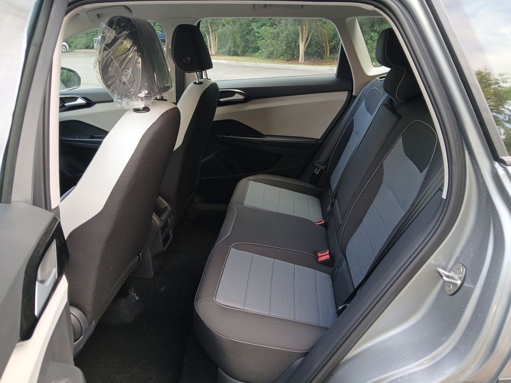 2025 Volkswagen Taos S photo 22
