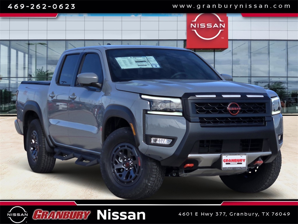 2026 Nissan Frontier PRO-4X's photo