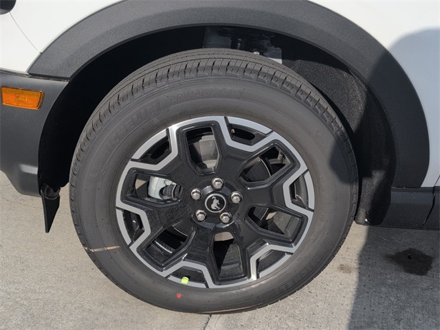 2025 Ford Bronco Sport Outer Banks photo 5