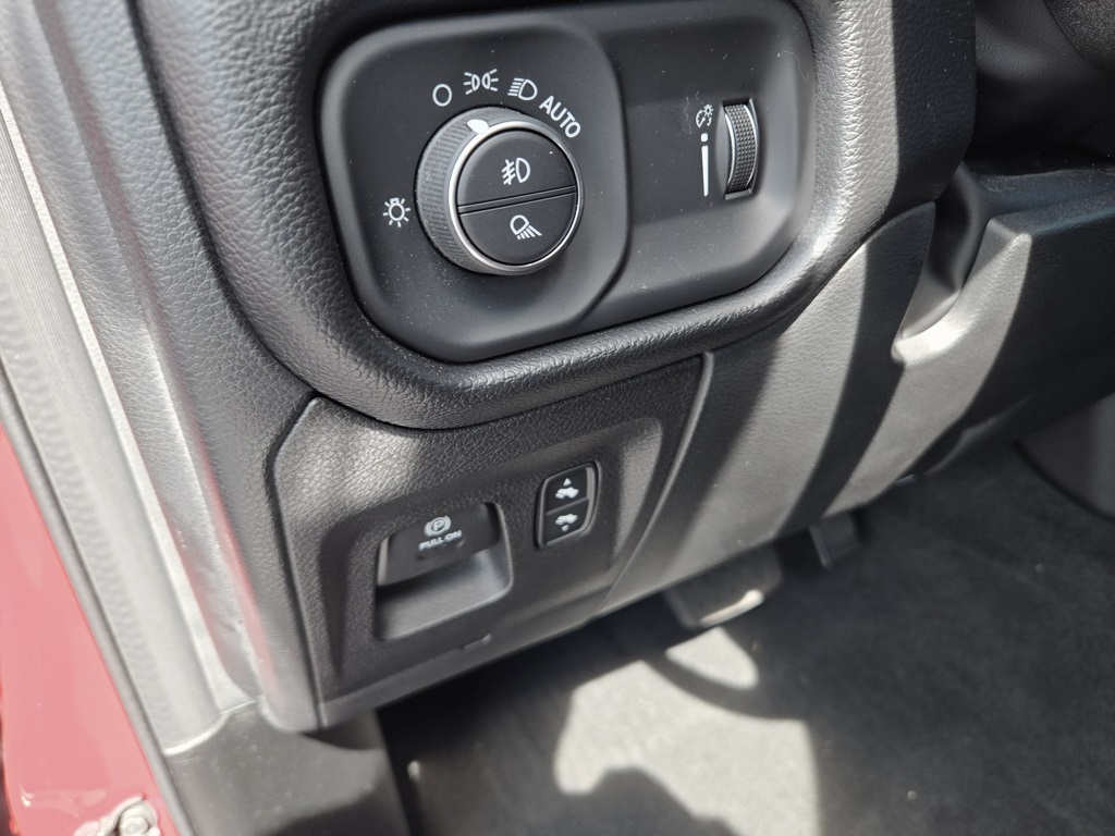 2022 Ram 1500 Rebel photo 23