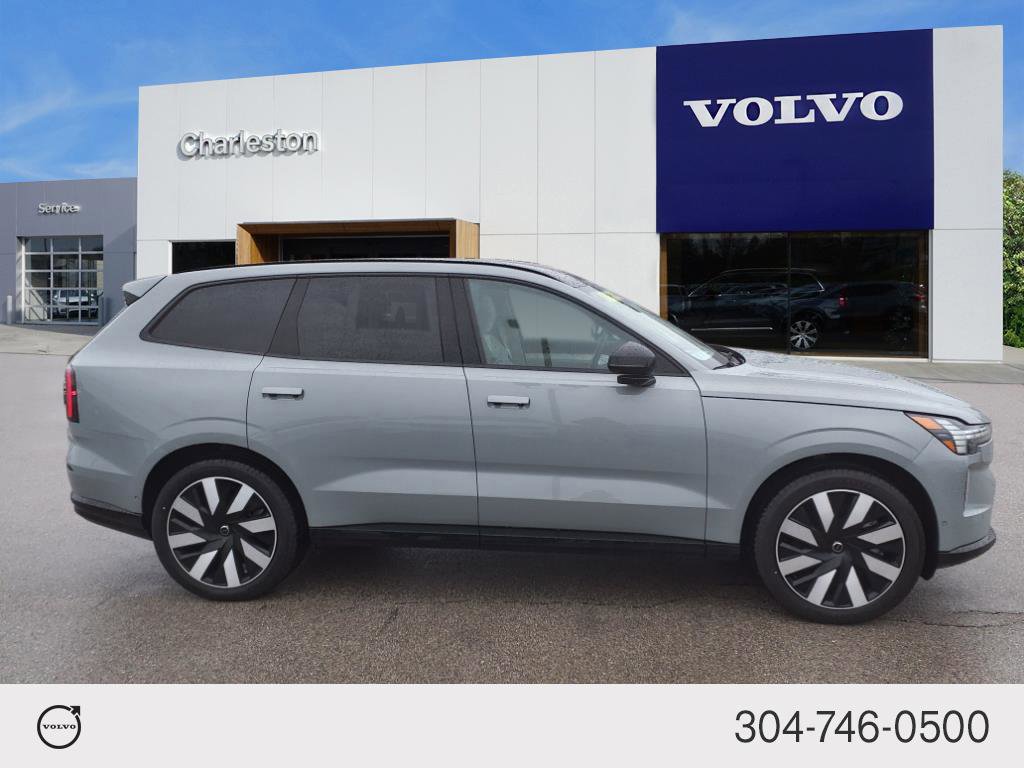 2025 Volvo EX90 Ultra photo 2