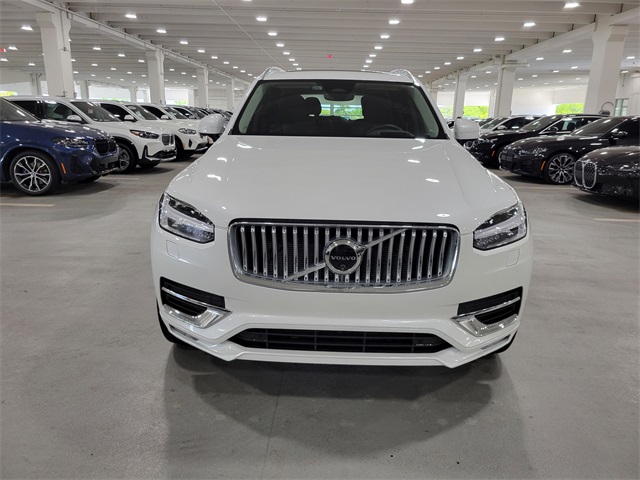 2025 Volvo XC90 photo 2