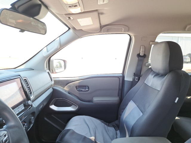 2022 Nissan Frontier SV photo 14