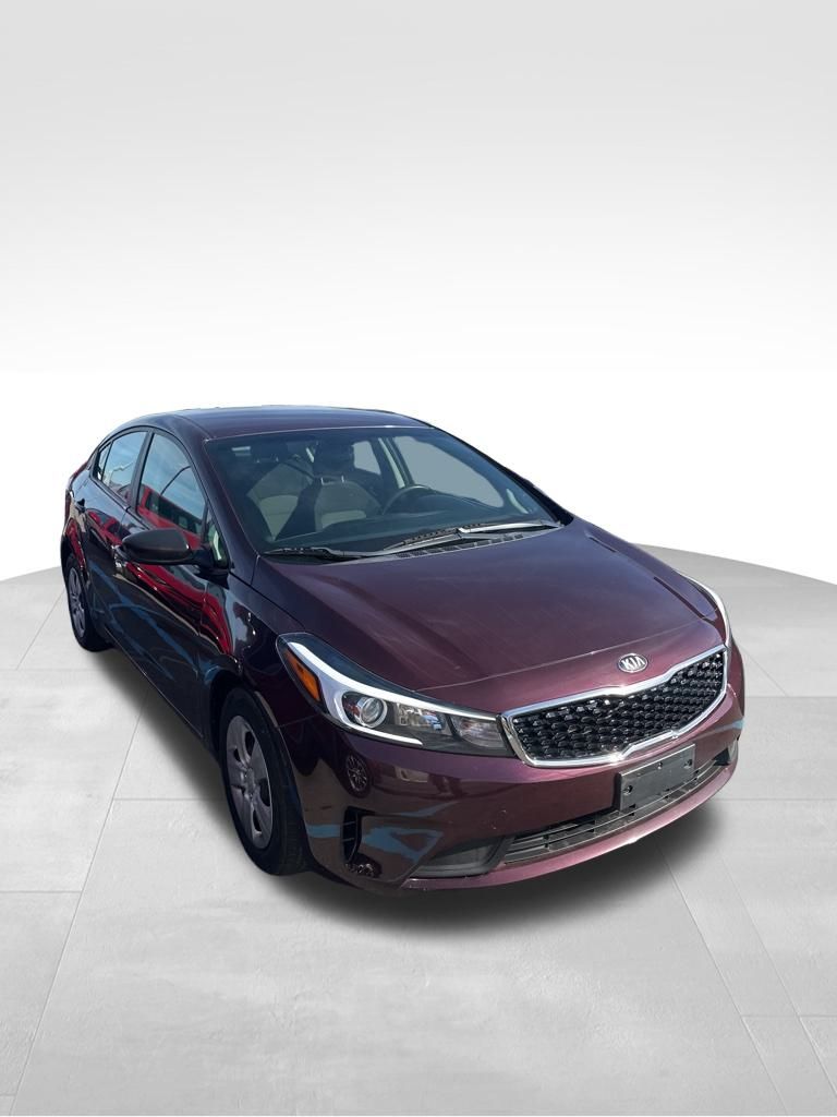 2018 Kia Forte LX Base photo 2