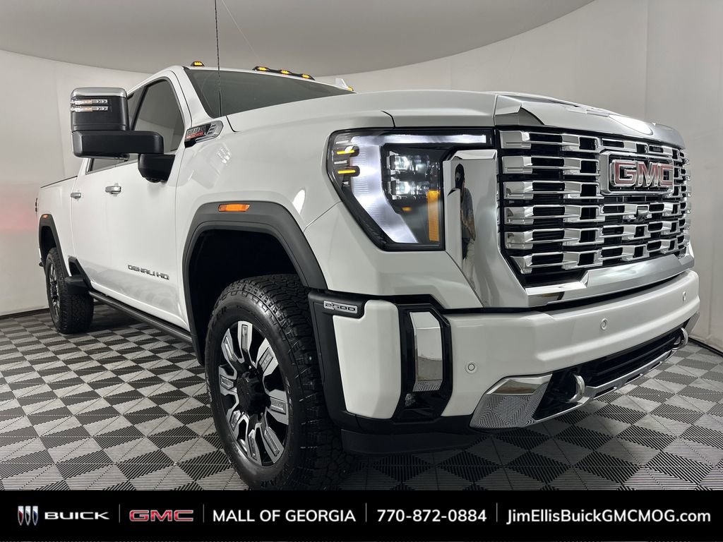 2025 GMC Sierra 2500HD Denali's photo