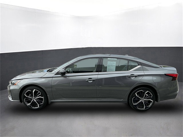 Used 2024 Nissan Altima SR with VIN 1N4BL4CW0RN355358 for sale in Kansas City