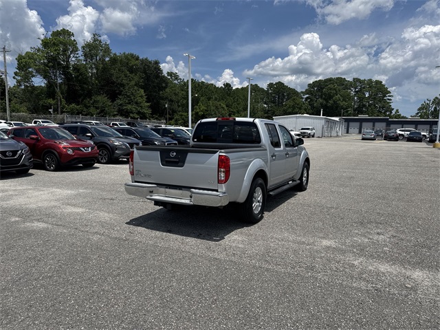 2017 Nissan Frontier SV photo 3