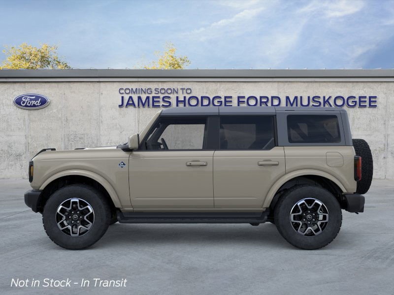 2025 Ford Bronco Outer Banks photo 3
