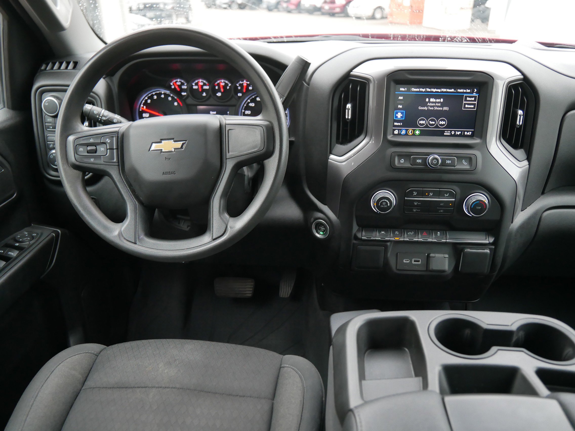 2022 Chevrolet Silverado 1500 Custom photo 16