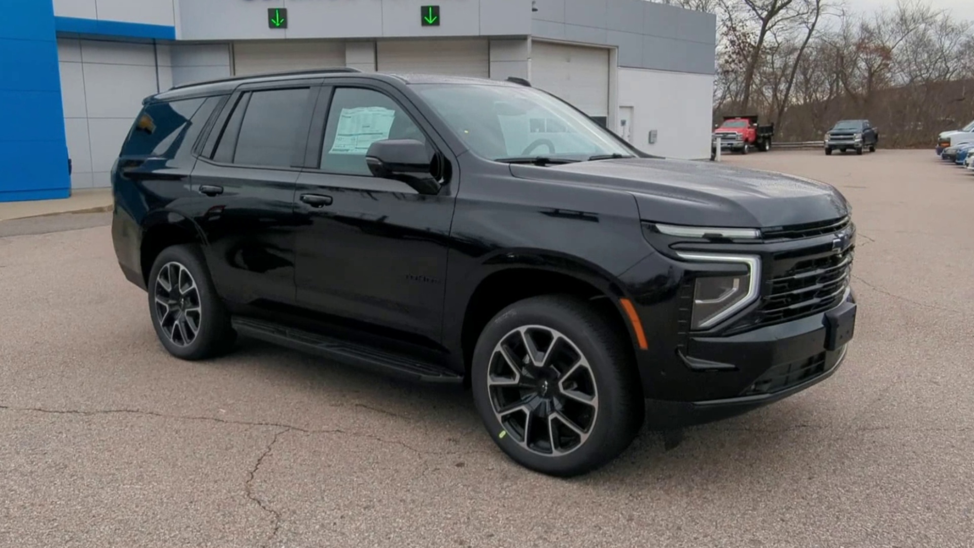 2026 Chevrolet Tahoe RST photo 2