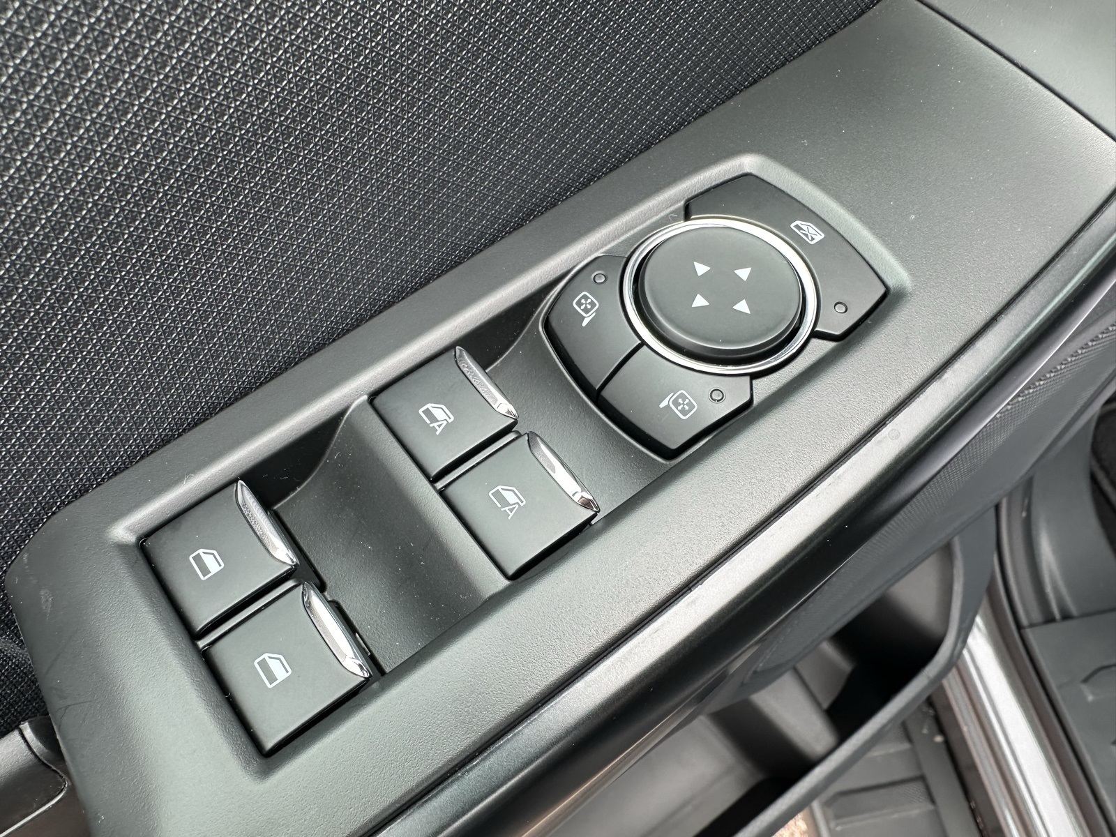 New 2024 Ford F150 STX 4D SuperCrew in Luverne S31023F Papik Motors