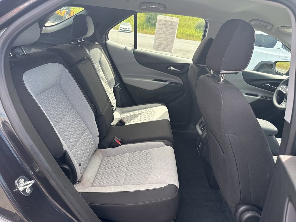 2022 Chevrolet Equinox LS photo 12